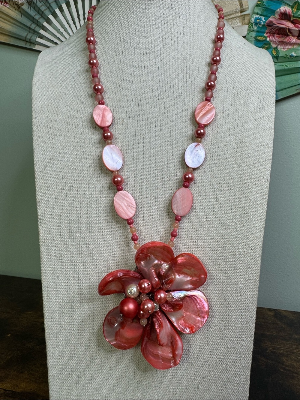 Handcrafted Pink Shell Flower Necklace - Elegant Women’s Jewelry